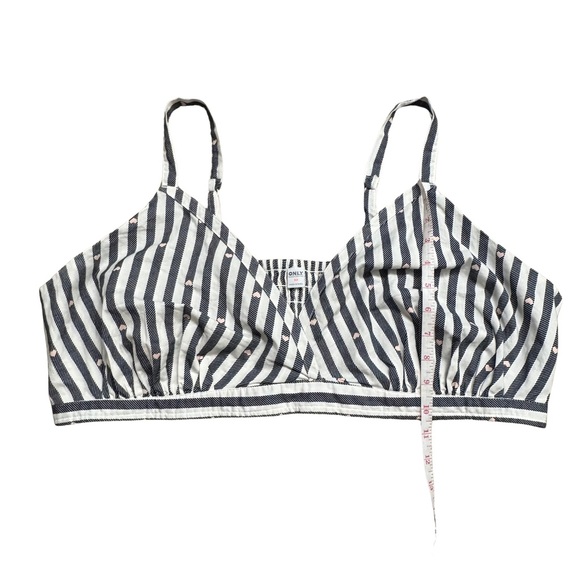 Old Navy Striped Mocked Cross-Front Poplin Bralette Pink Hearts Valentine’s Day - Picture 10 of 10